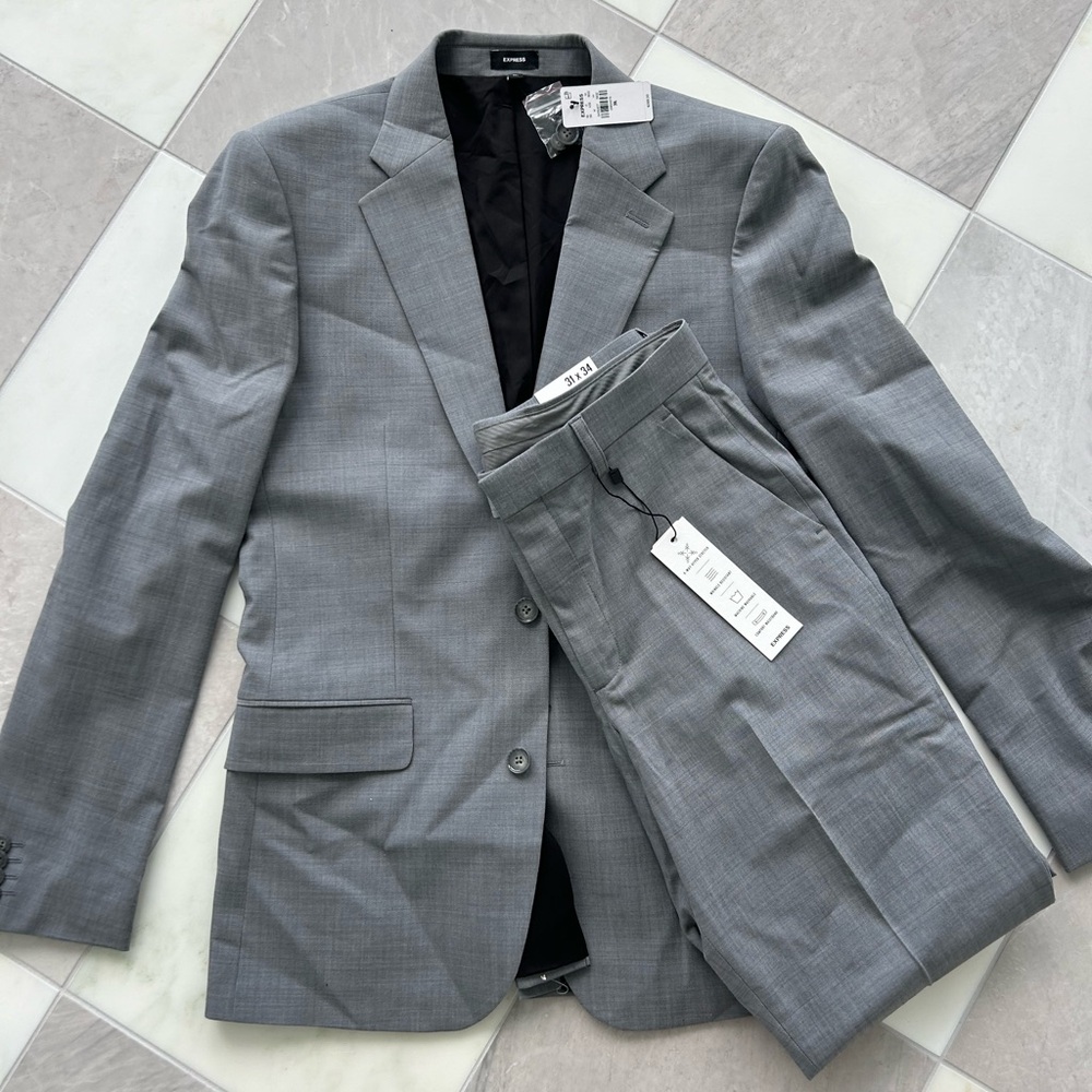 EXPRESS Mens Gray Wool-Blend Modern Tech Suit